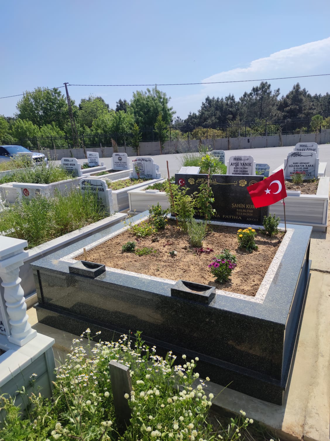 Uzman%20İş%20Mezar%20Yapımı